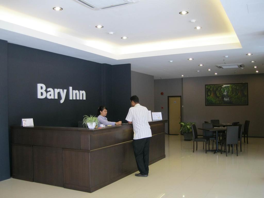 Bary Inn, Klia & Klia2 - 24 Hours Free Airport Pick-Up Sepang Exterior foto